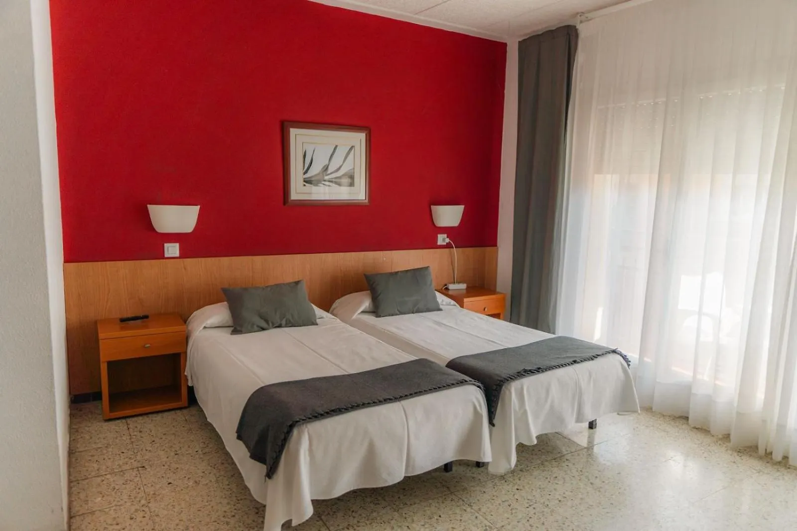 Hostal Regina Blanes Pensión