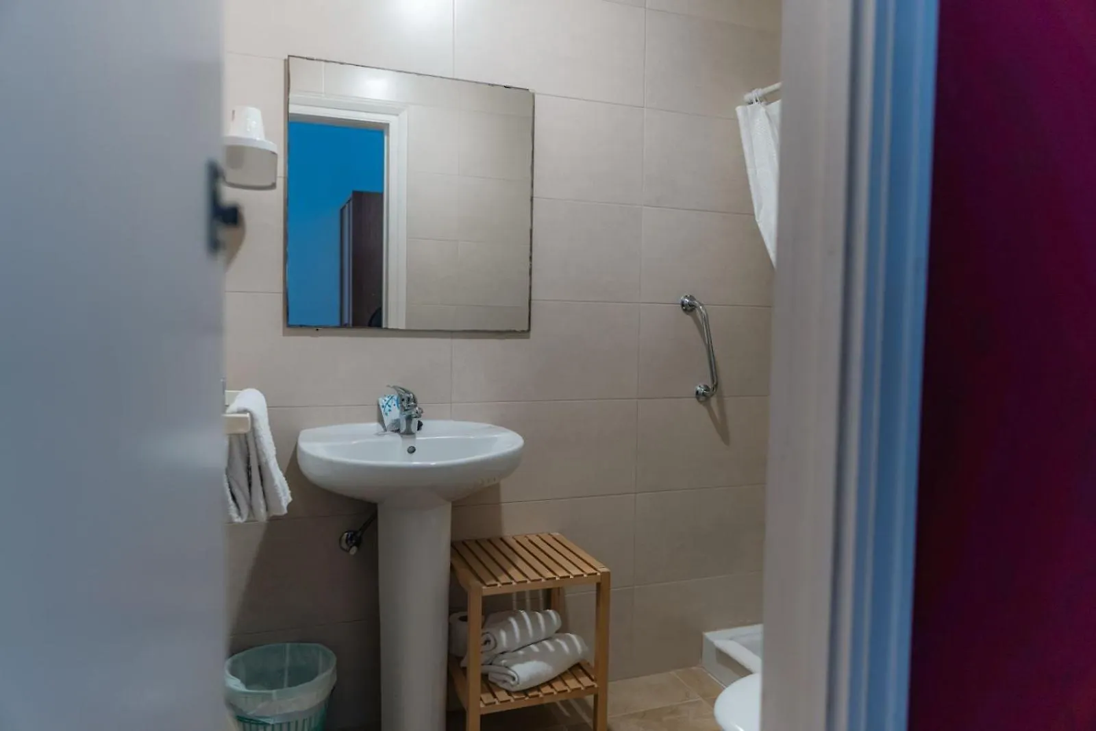 Pensión Hostal Regina Blanes