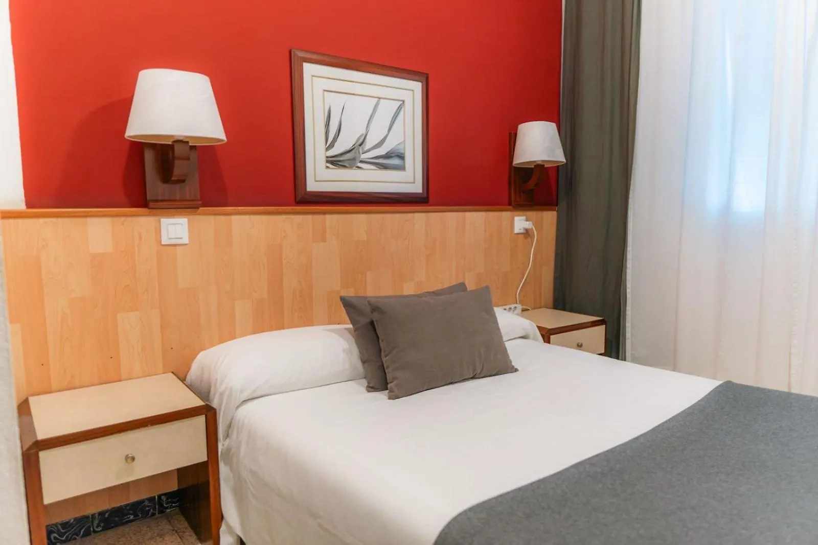 Pensión Hostal Regina Blanes