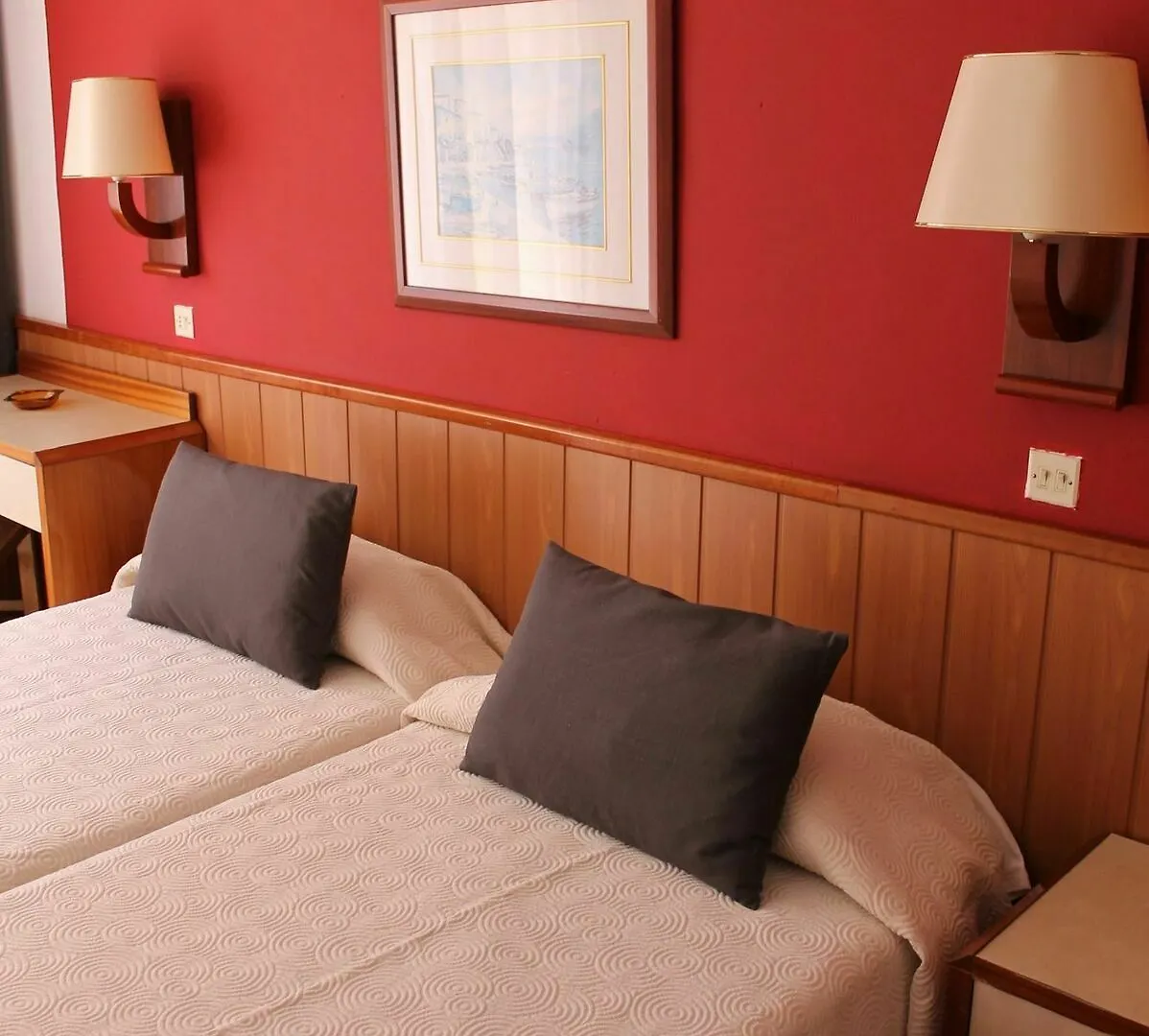 Pensión Hostal Regina Blanes