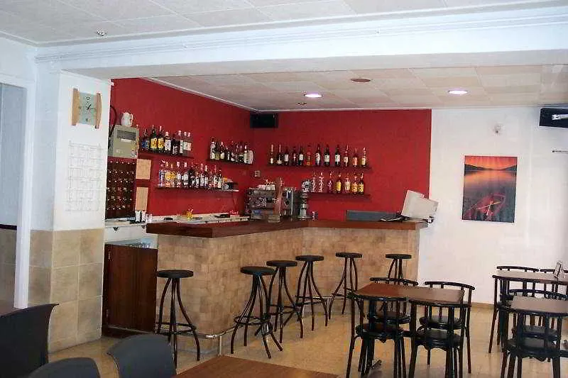 Hostal Regina Blanes Guest house